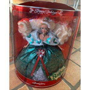 NEW IN BOX Happy Holidays Barbie Doll Vintage 1995 Special Edition Green Dress M